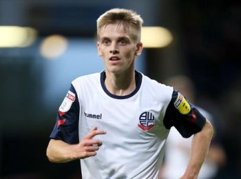 Celtic bergabung dengan perlombaan untuk menandatangani bintang muda Bolton Ronan Darcy