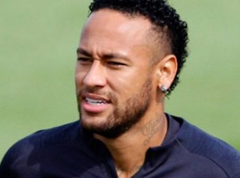 Neymar dan empat lainnya mendapat kartu merah karena PSG kalah dalam dua pertandingan Liga 1 berturut-turut